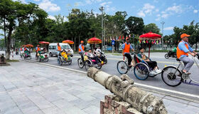 Cyclo Tour in Hue Imperial City