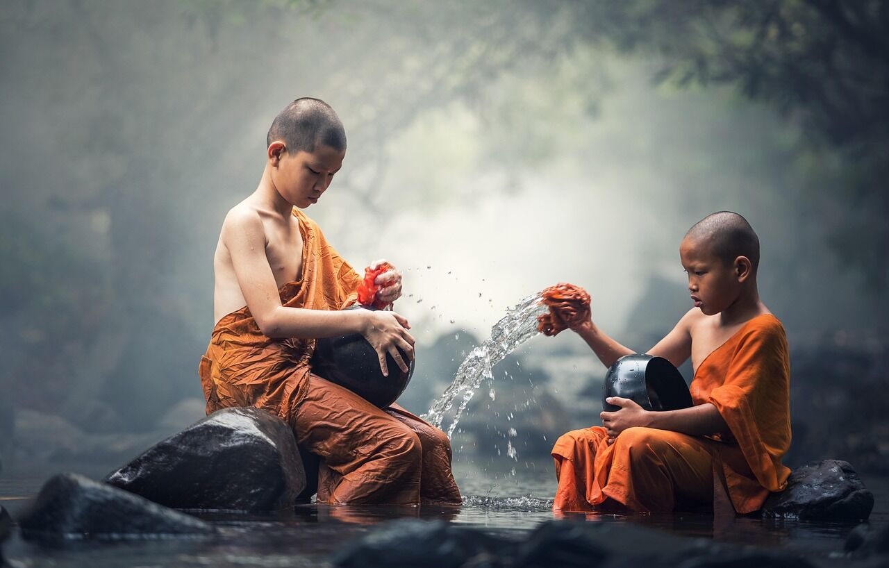 Experience Laos’ heritage with guided tours