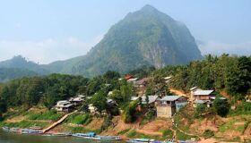 Luang Namtha village on the river
