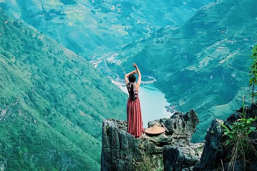 Immerse in Ha Giang Loop’s dramatic heritage