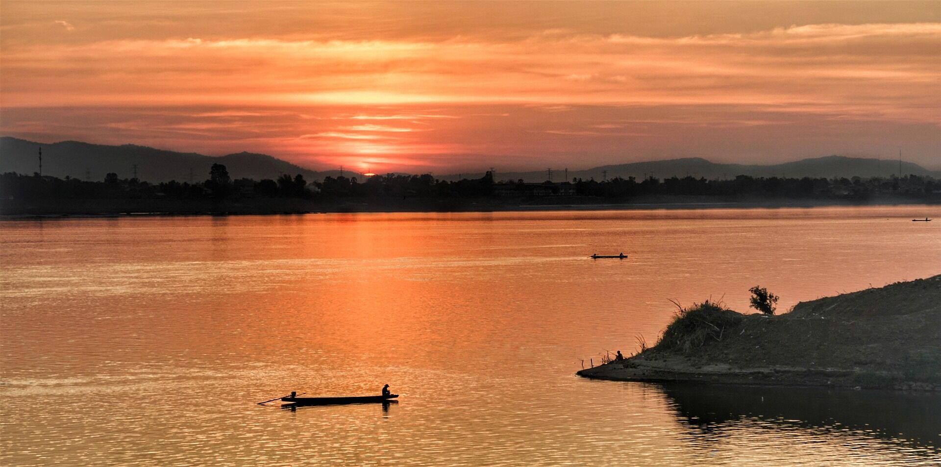 Begin your exploration with Vientiane’s tranquil ambiance”