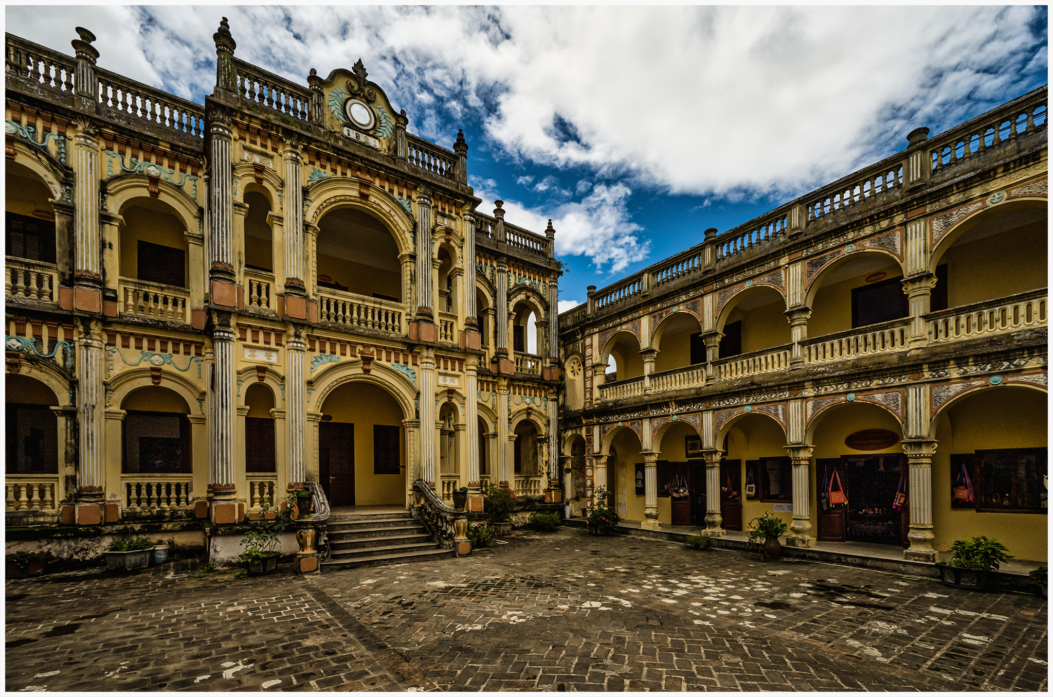 Seize the historic spirit of Bac Ha Travel