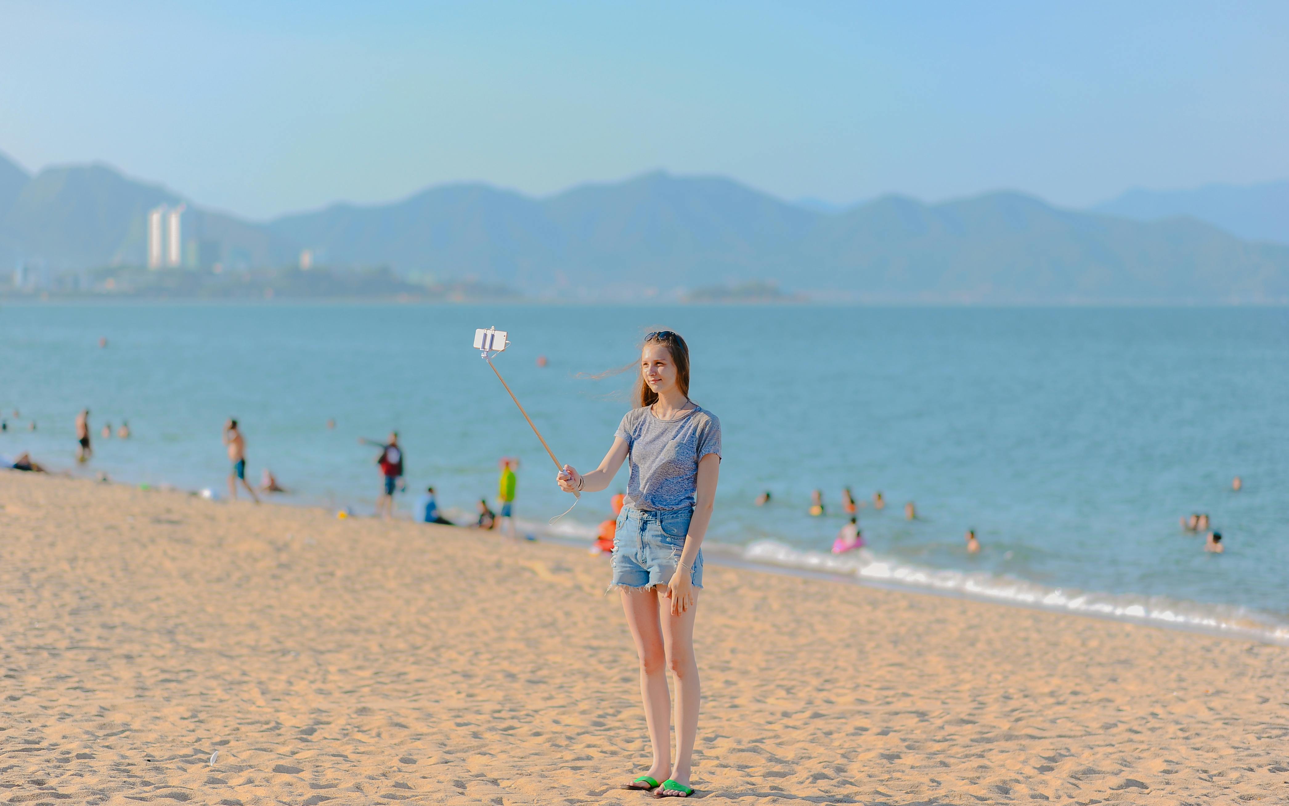Start your journey with Nha Trang’s coastal glow