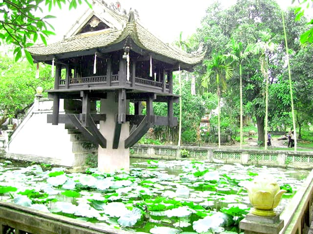 Start your journey with Hanoi’s scenic glow
