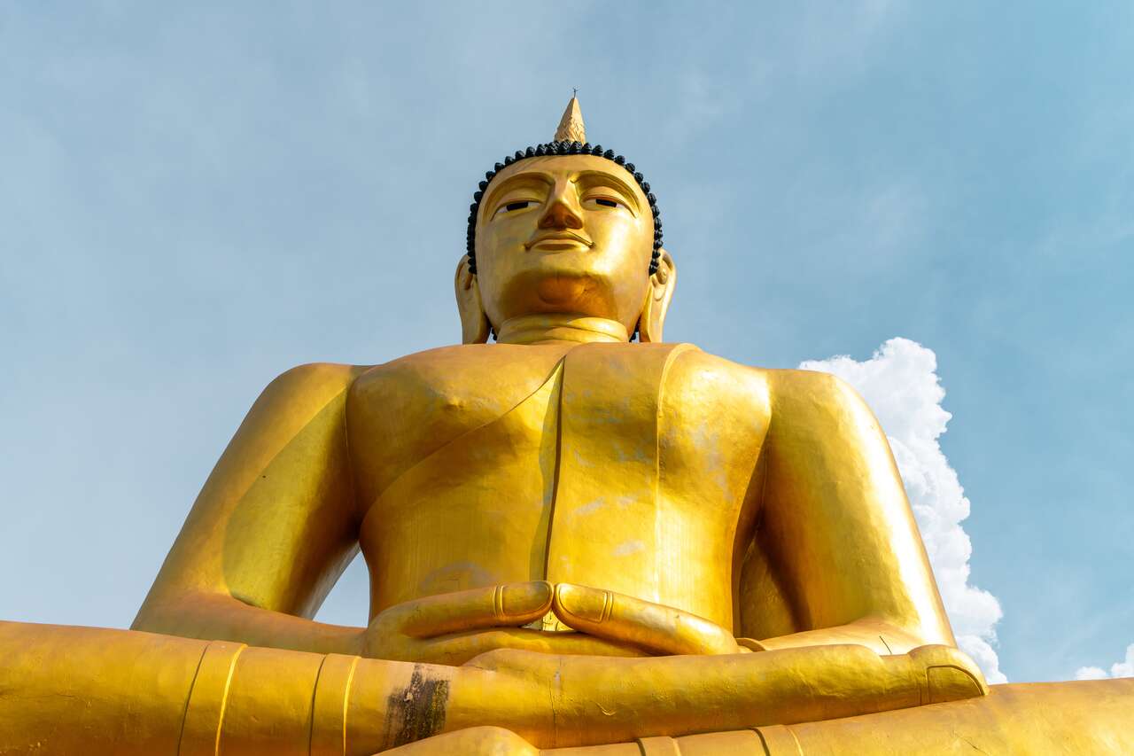 Pakse Iconic Golden Statue