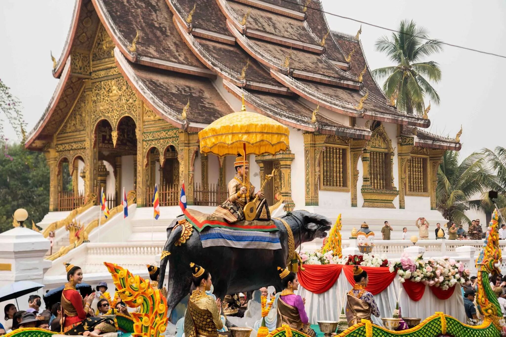 Experience Laos’ heritage with guided tours