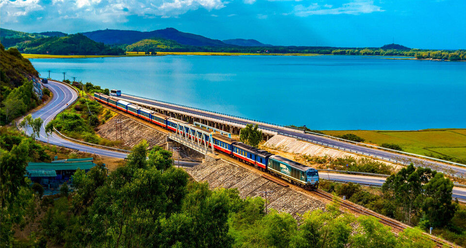 Capture the stunning beauty of Vietnam’s transportation landmarks