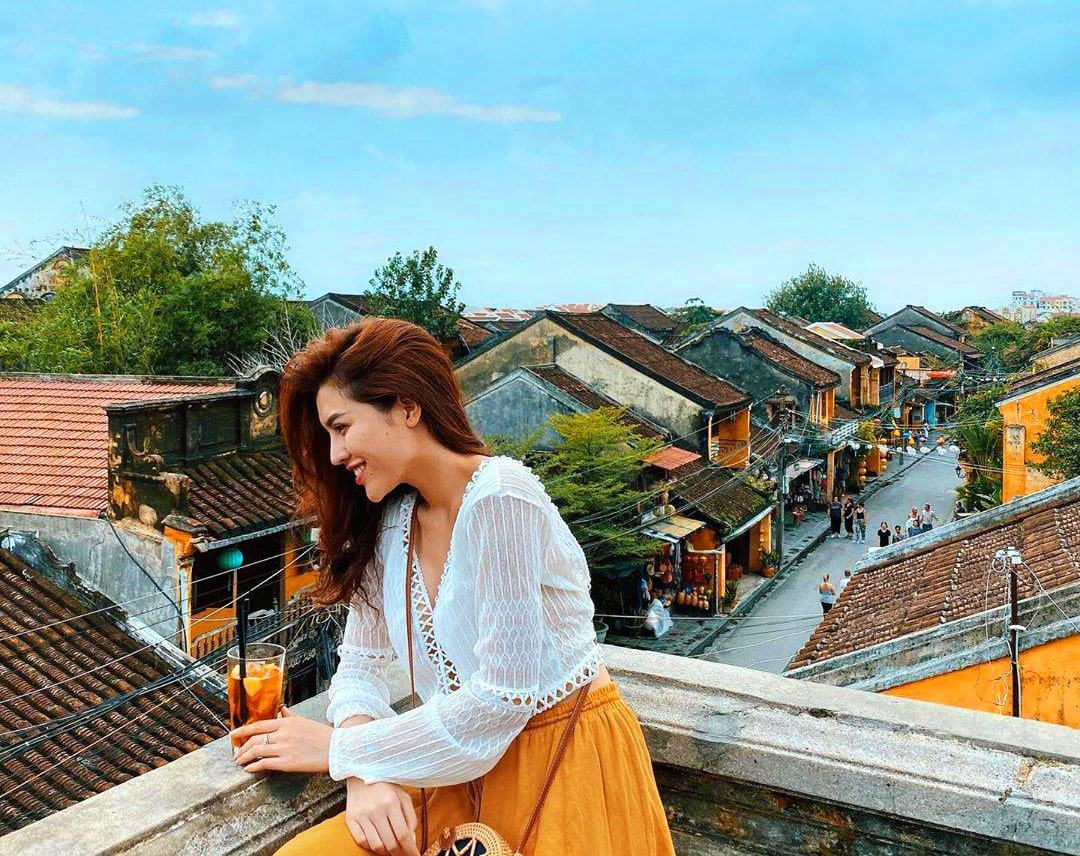 Start your journey with Hoi An’s scenic glow