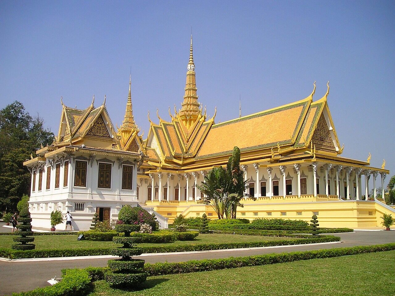 Immerse in Phnom Penh’s vibrant heritage