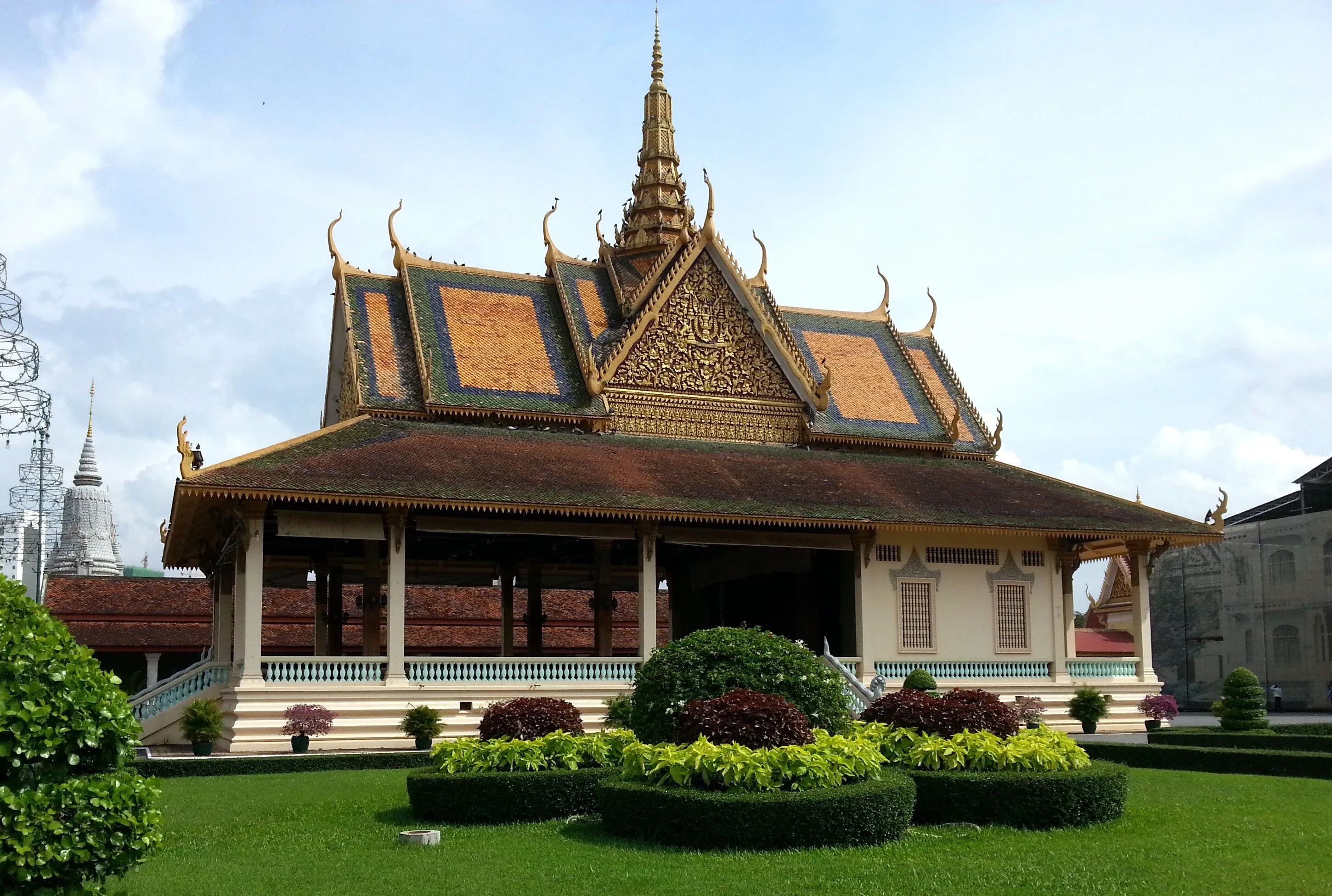 Admire the stunning architecture of Cambodia’s Royal Palace