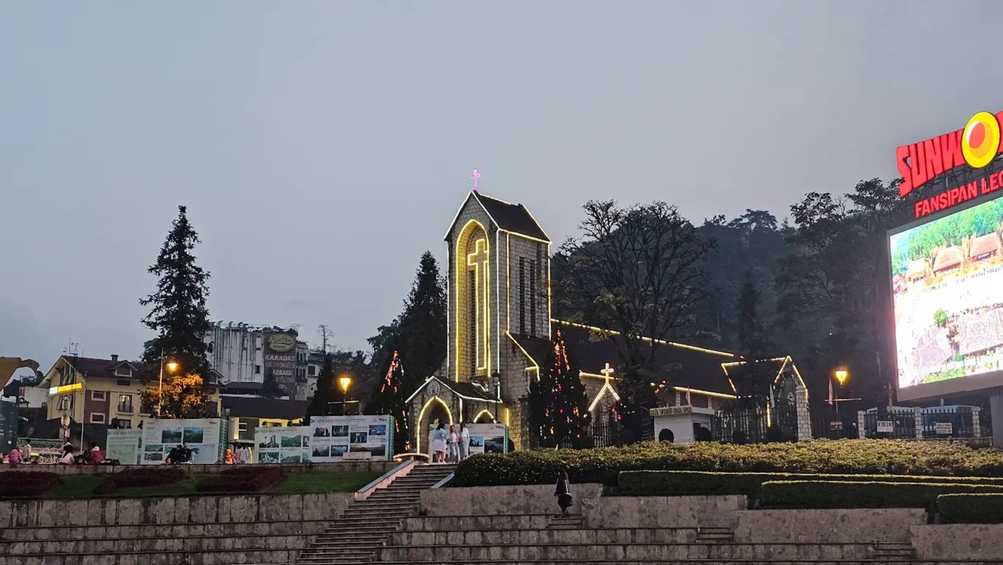 Capture the authentic arrival in Sapa’s cultural heart