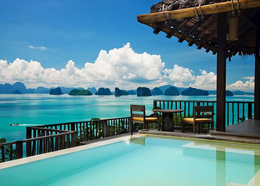 Unwind in style at a luxurious beach resort