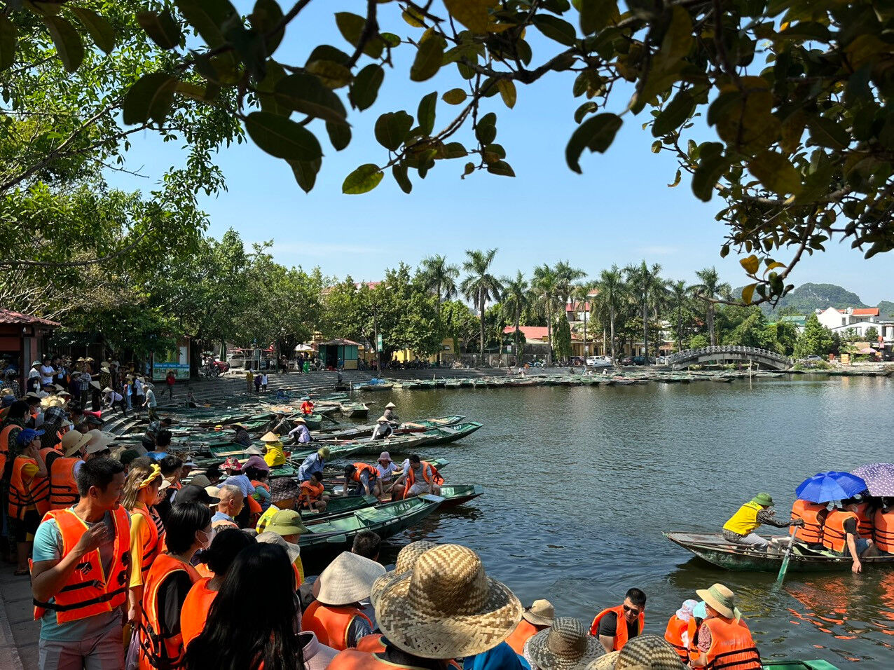 Tam Coc Boat Station