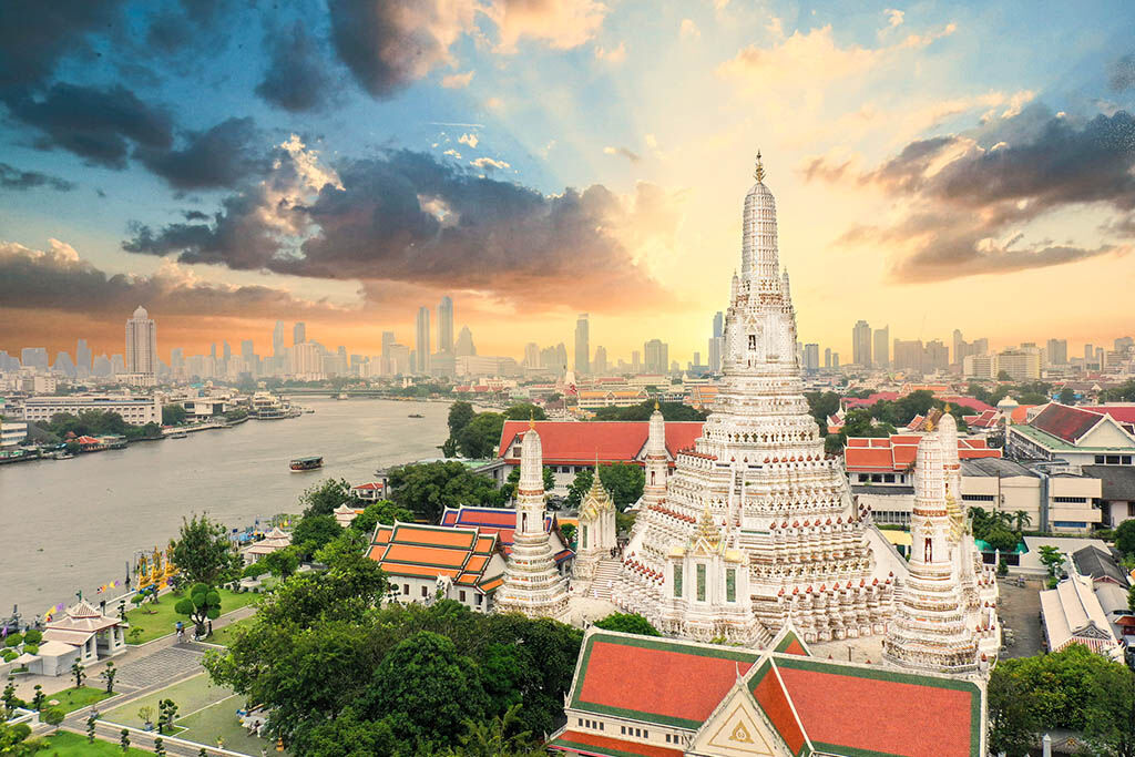 Immerse in the spiritual glow of the Temple of Dawn