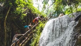 Treking Laos Waterfalls