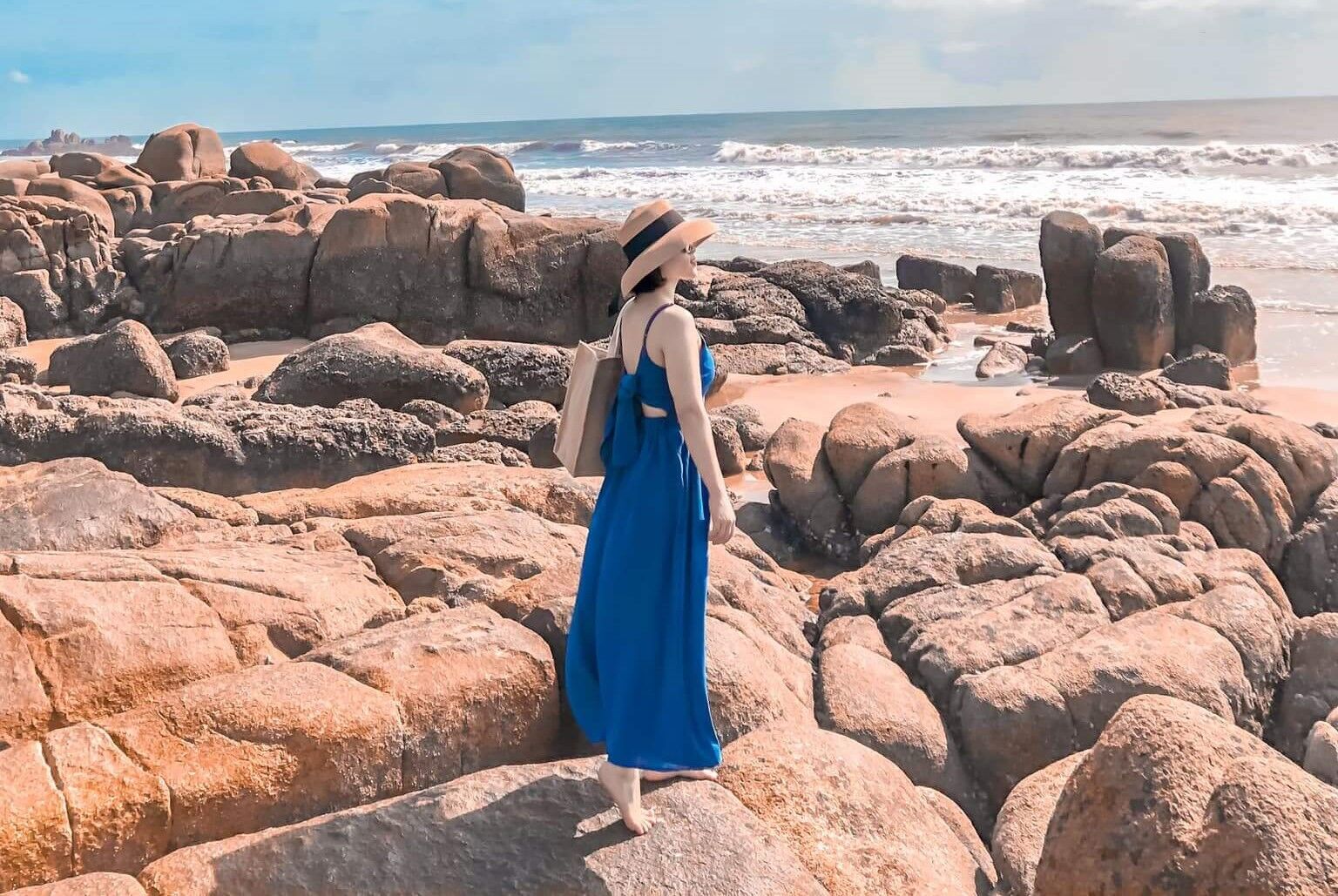 Experience Vietnam’s coasts with guided tours