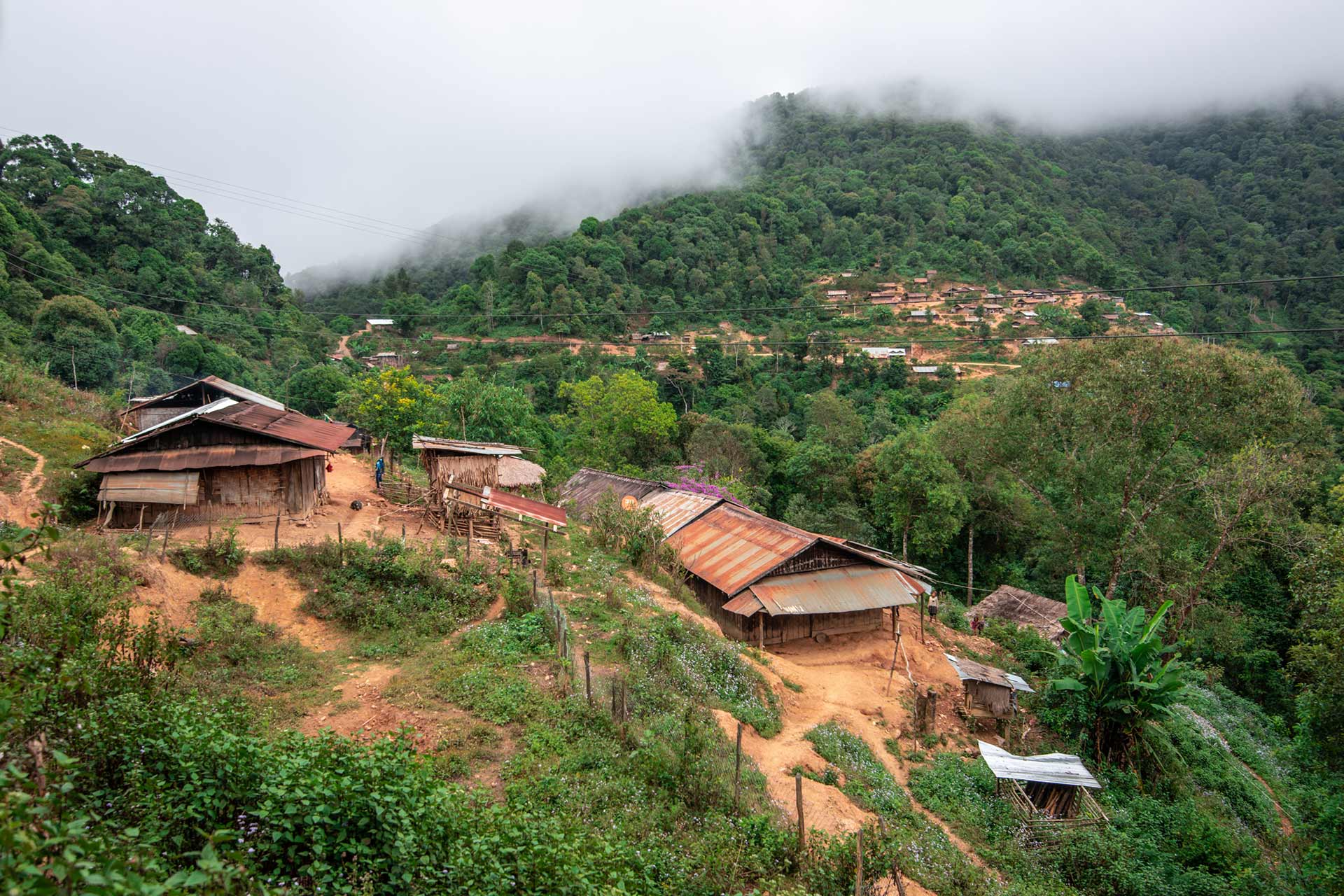 Capture the serene beauty of Muang La’s natural landmarks