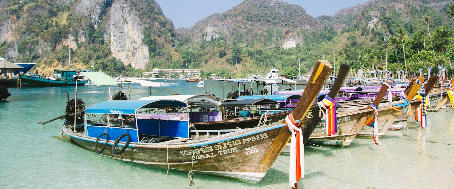 Discover the emerald beauty of Thailand’s famous islands
