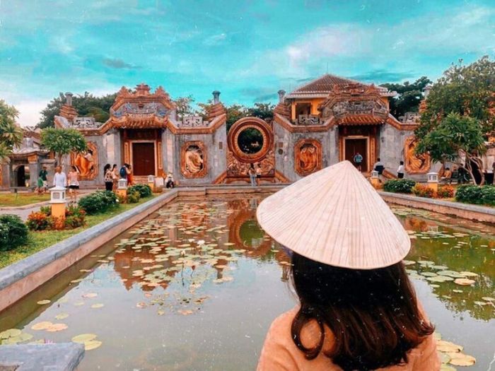 Ba Mu Pagoda Hoi An 7