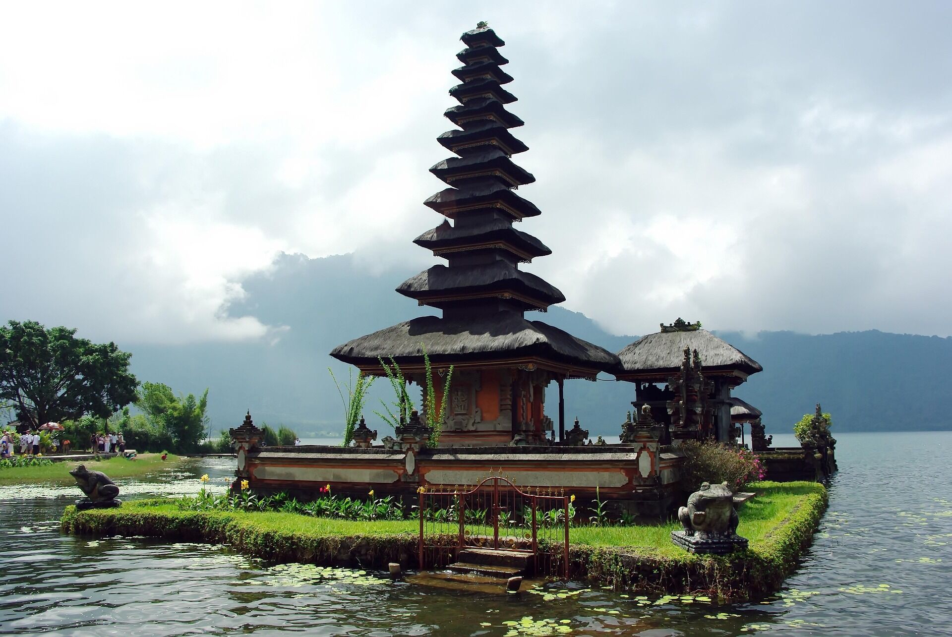 Photograph the spiritual spirit of Indonesia’s culture