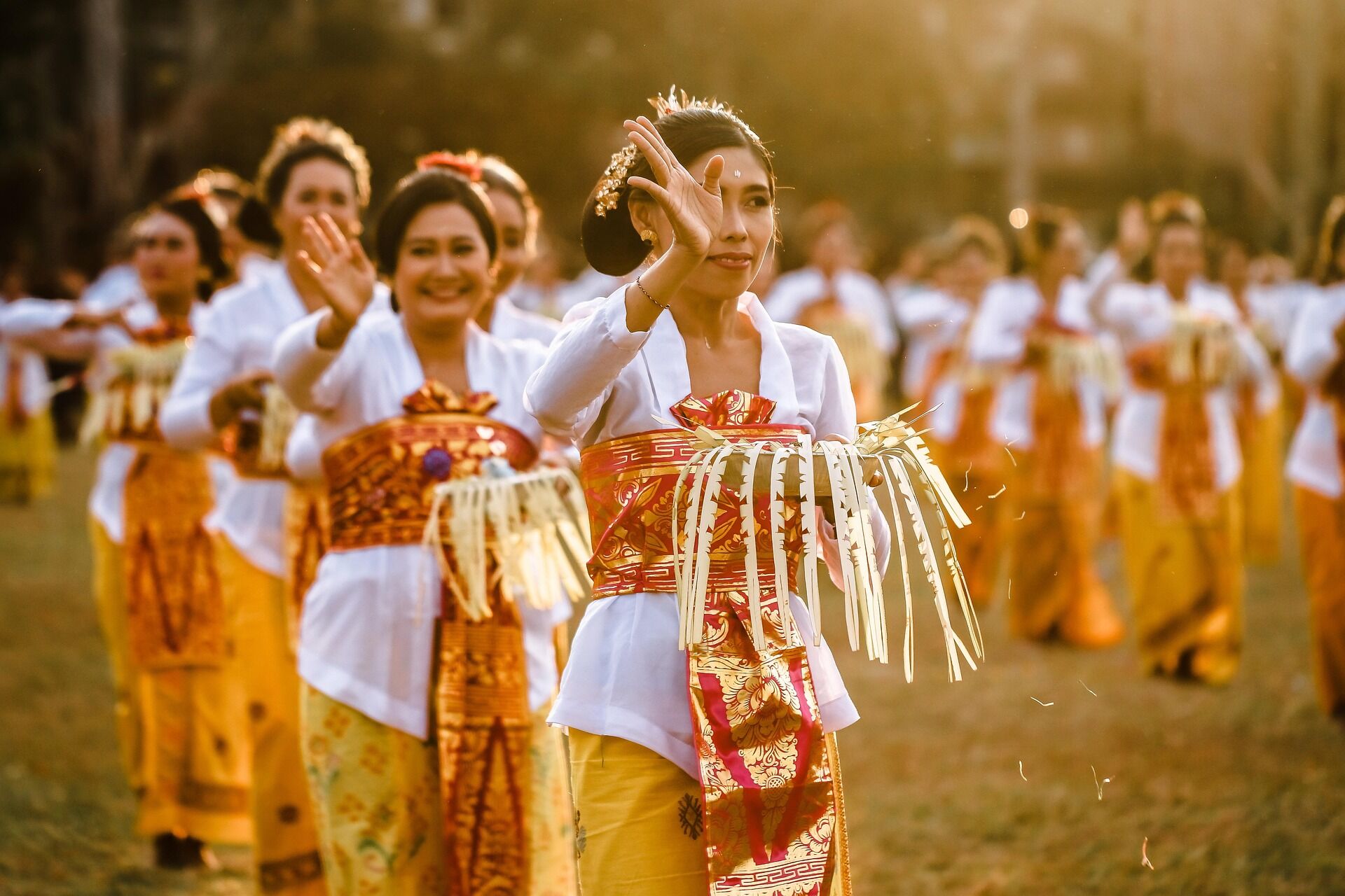 Embrace the vibrant energy of Bali and Hoi An’s cultural heritage