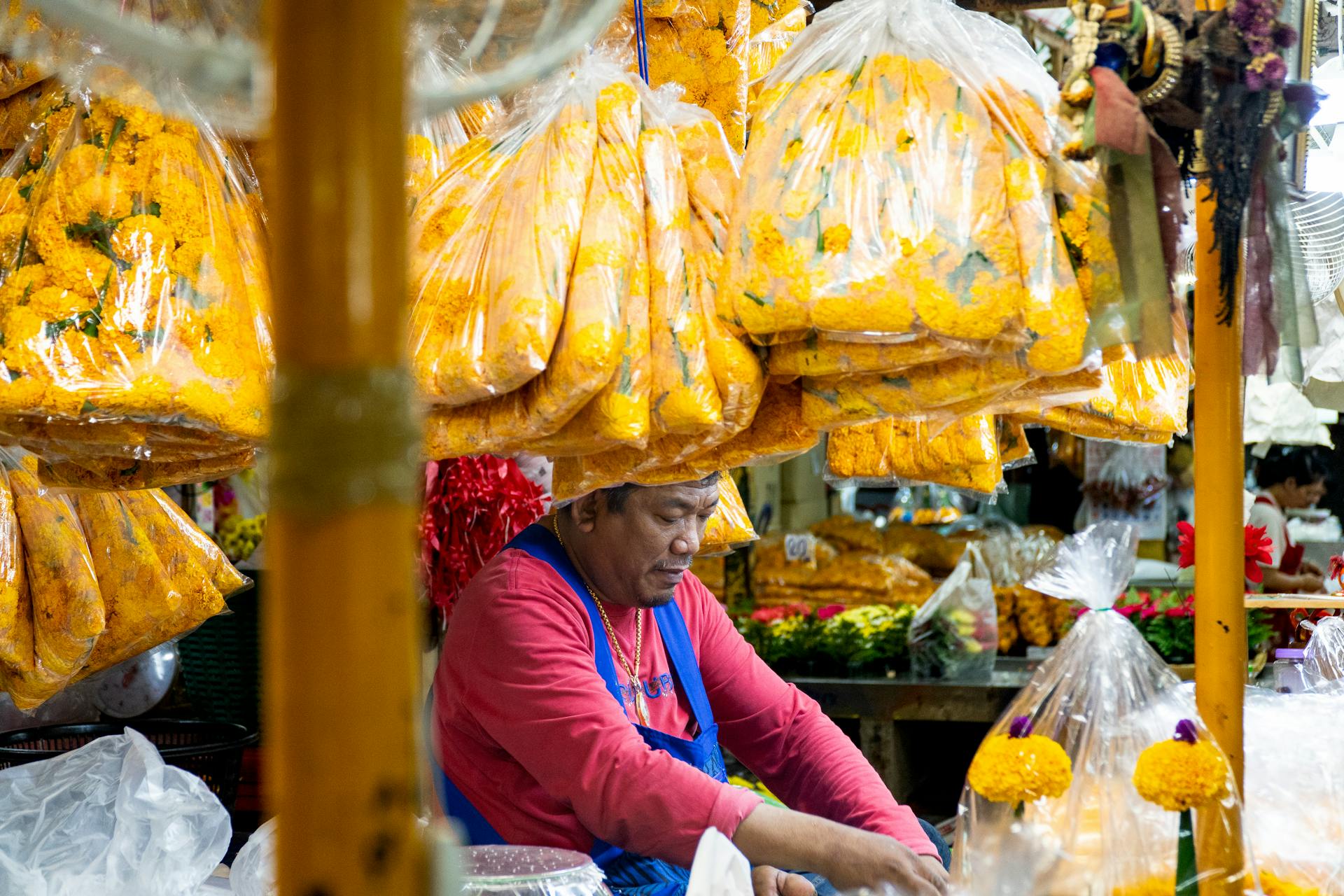 Capture the stunning beauty of Bangkok’s cultural landmarks