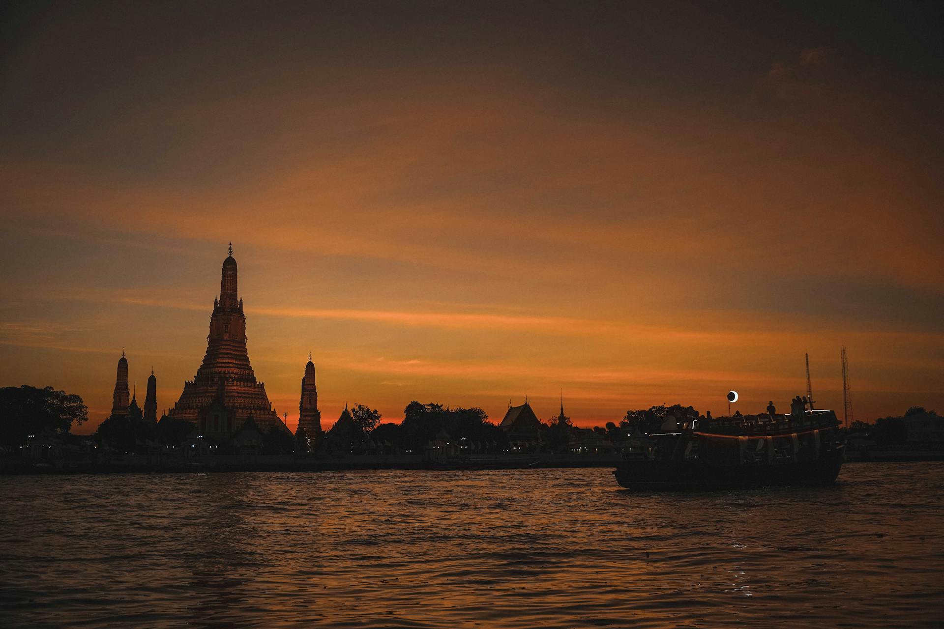 Immerse in the spiritual glow of the Temple of Dawn
