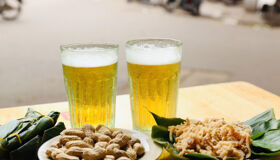 Hanoi Full Day Private Evening & Night Tour with Airport Pickup: Bia Hoi, Train Street & Old Quarter