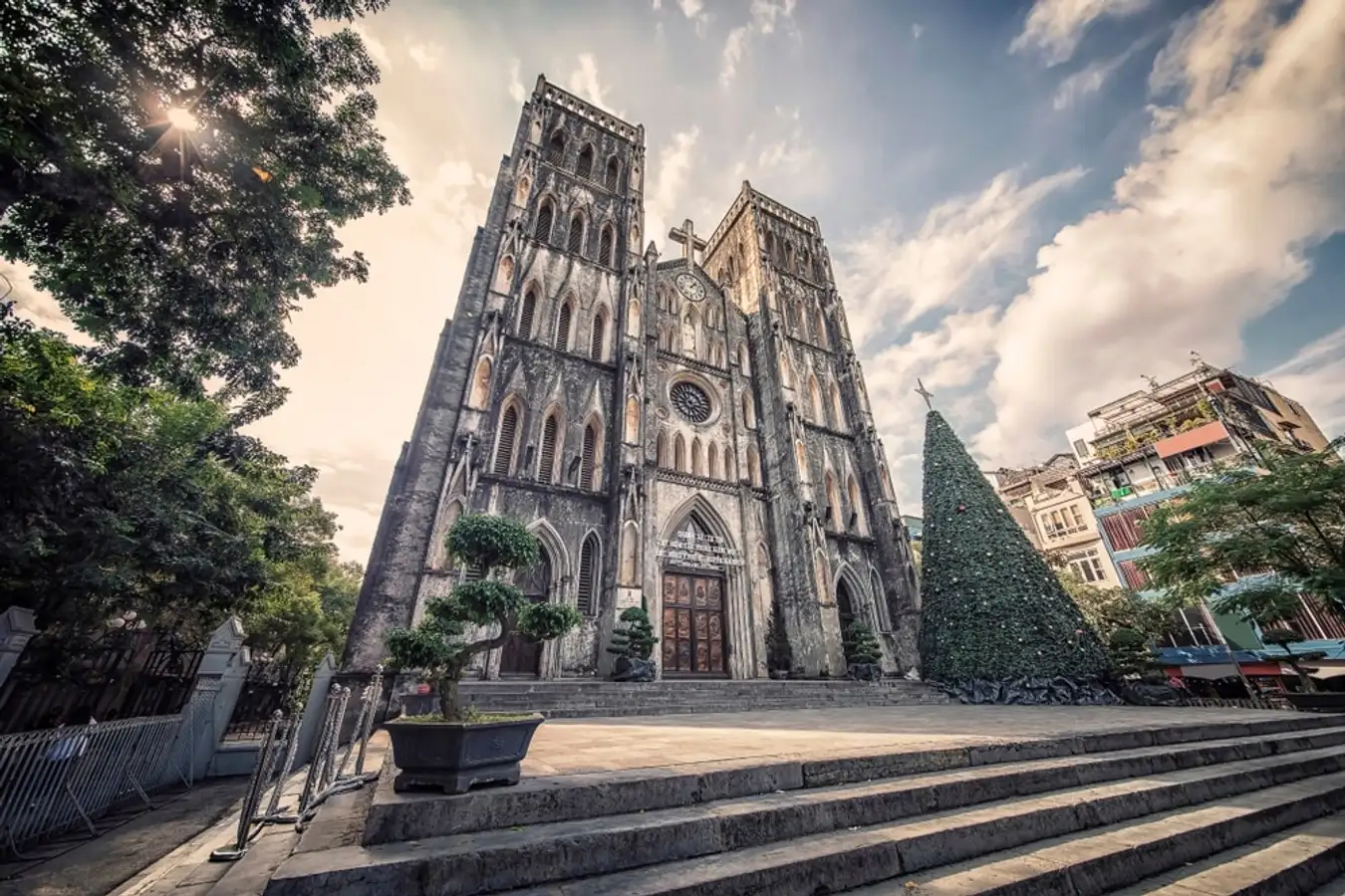 Cathedral Church Hanoi 11