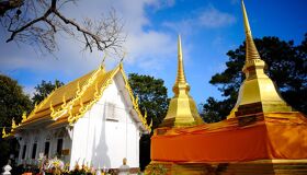 Chiang Rai Doi Tung Golden Statue