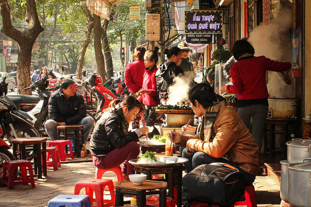 Hanoi Old Quarter bustling str