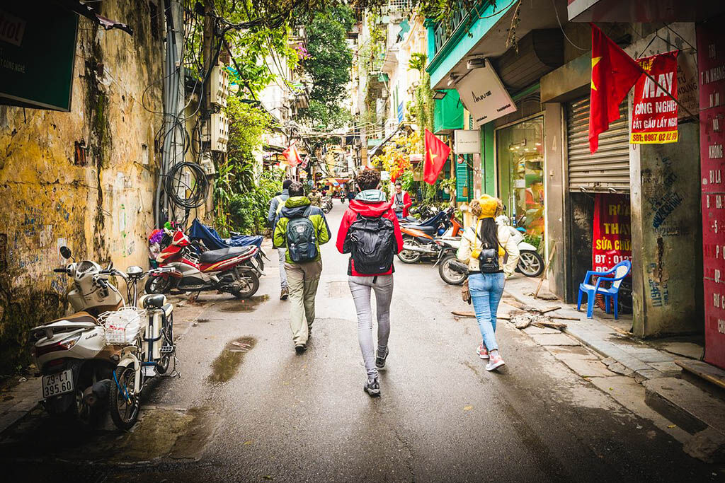 Hanoi Old Quarter bustling str