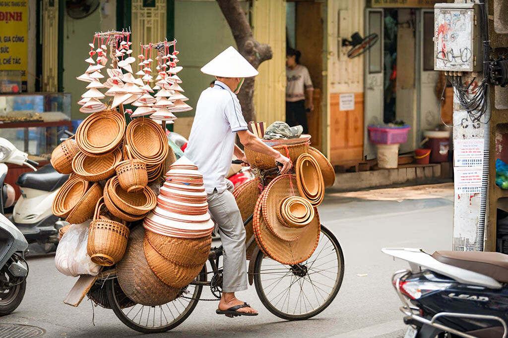 Hanoi Old Quarter bustling str