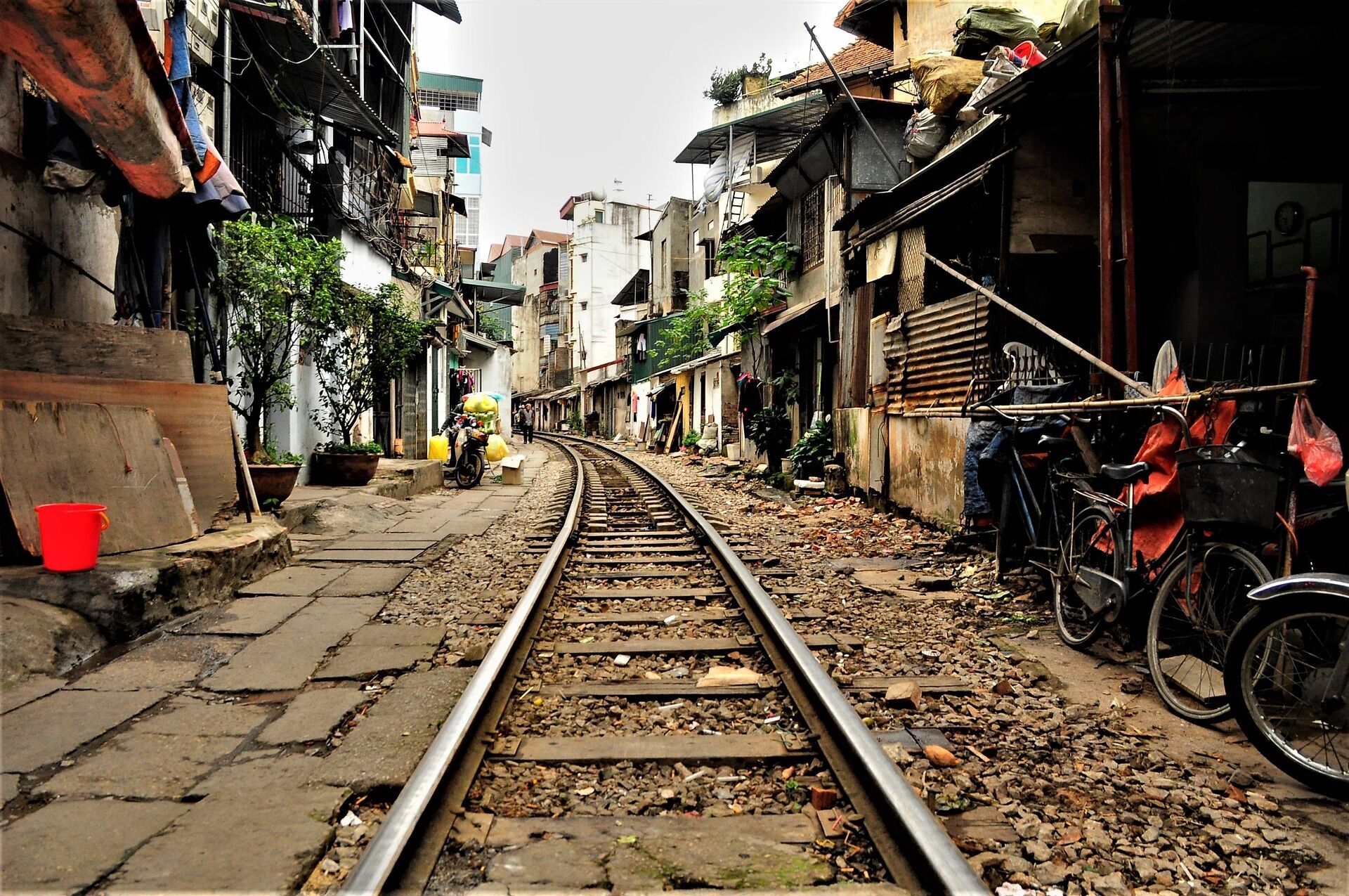 Hanoi Old Quarter Train Street - Photograph the vibrant spirit of Hanoi’s urban charm