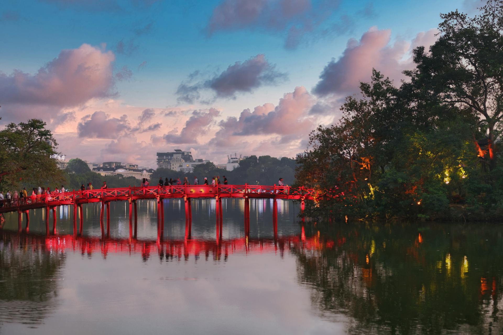 Capture the bustling beauty of Hanoi’s cultural landmarks