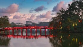 Hanoi The Huc Bridge Ngoc Son