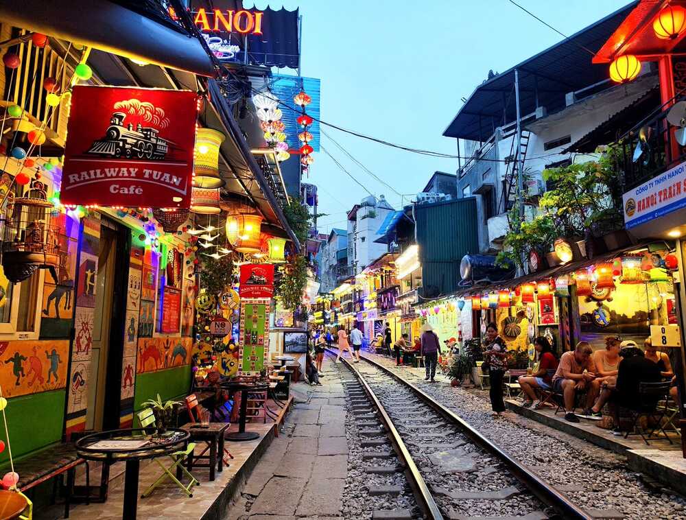Hanoi Train Street 2