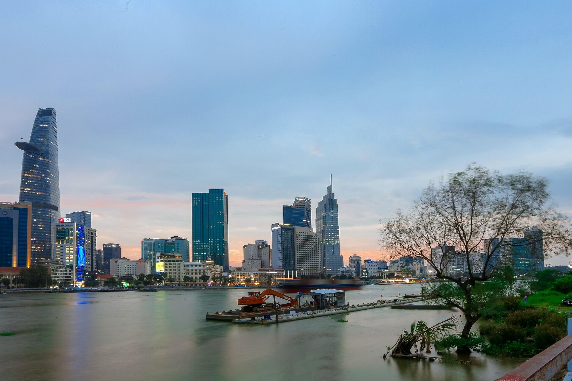 Capture the modern energy of Ho Chi Minh City’s skyscrapers