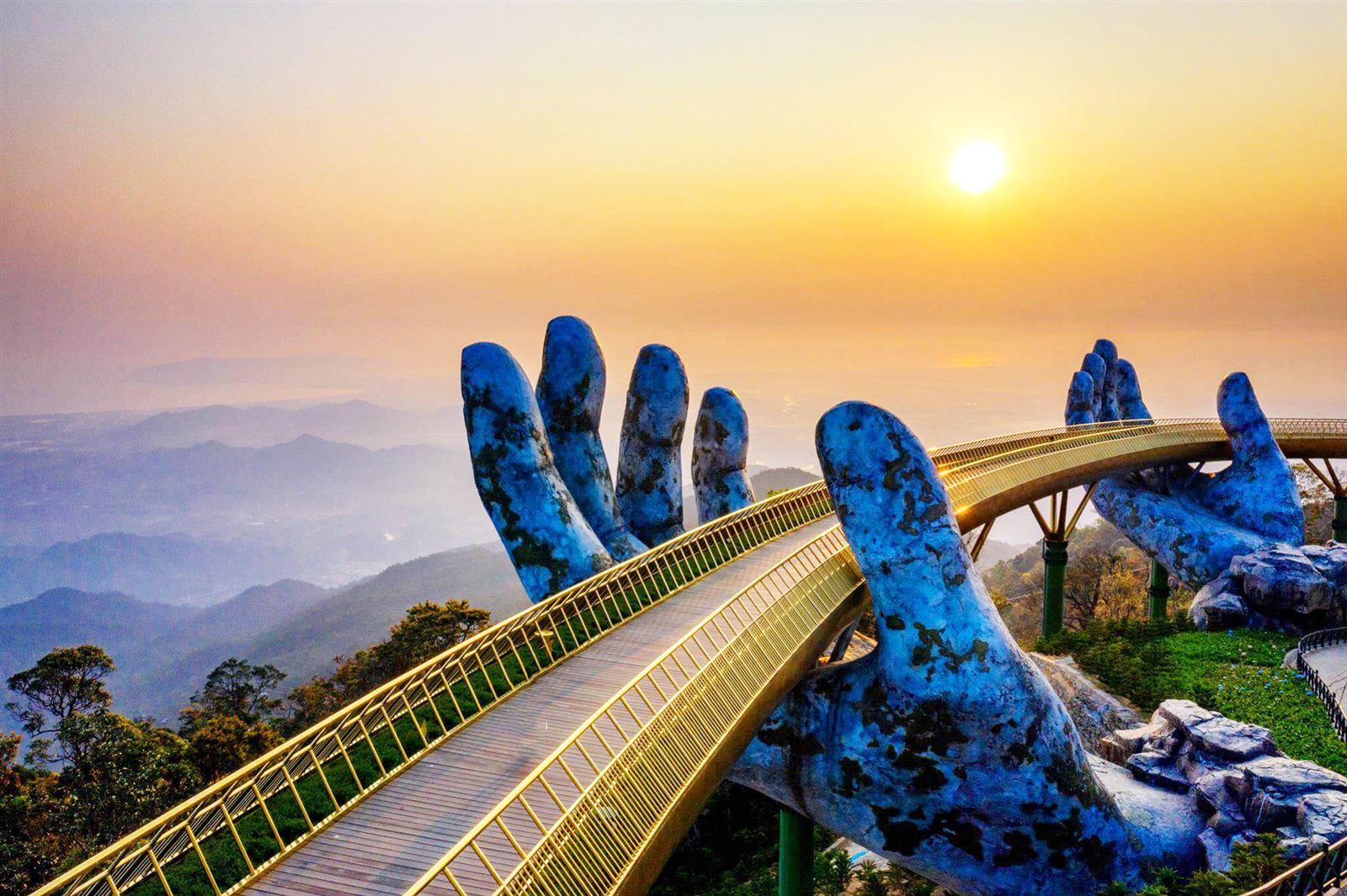Immerse in Ba Na Hills’ iconic fantasy vibe