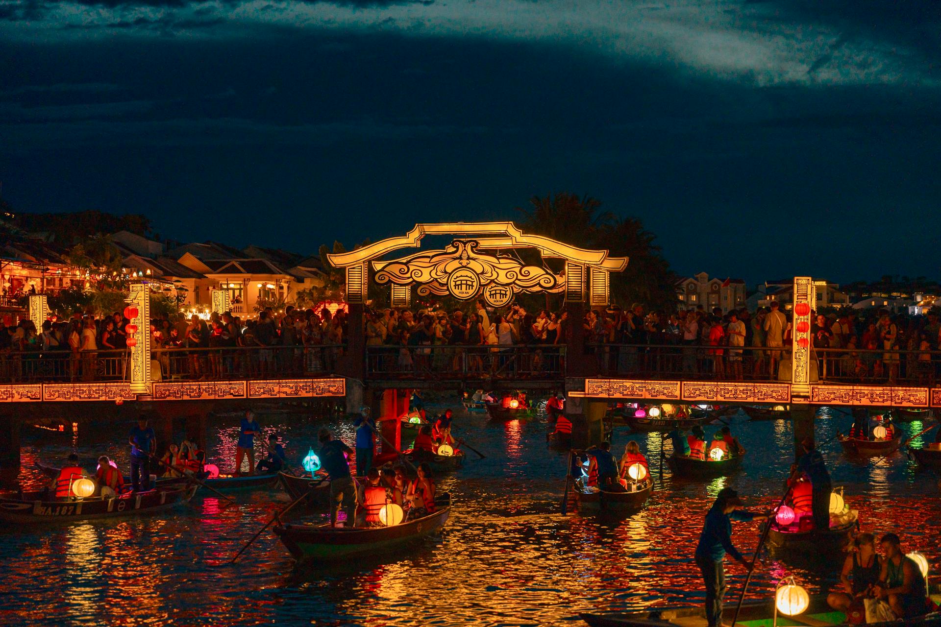 Photograph the peaceful soul of Vietnam’s ancient culture