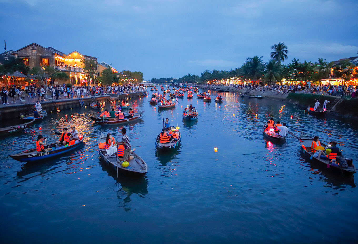 Hoi An Lantern Hoai River 1