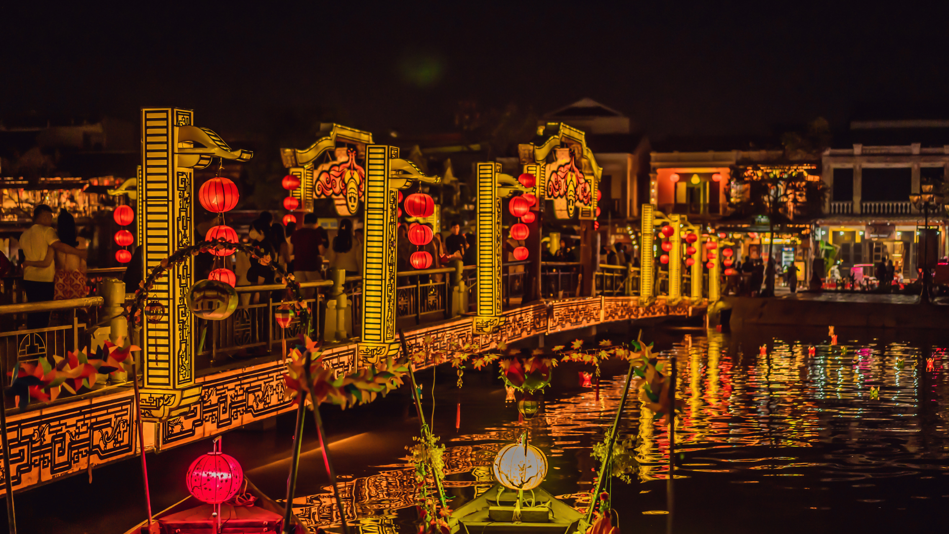 Hoi An Lantern Hoai River Brid