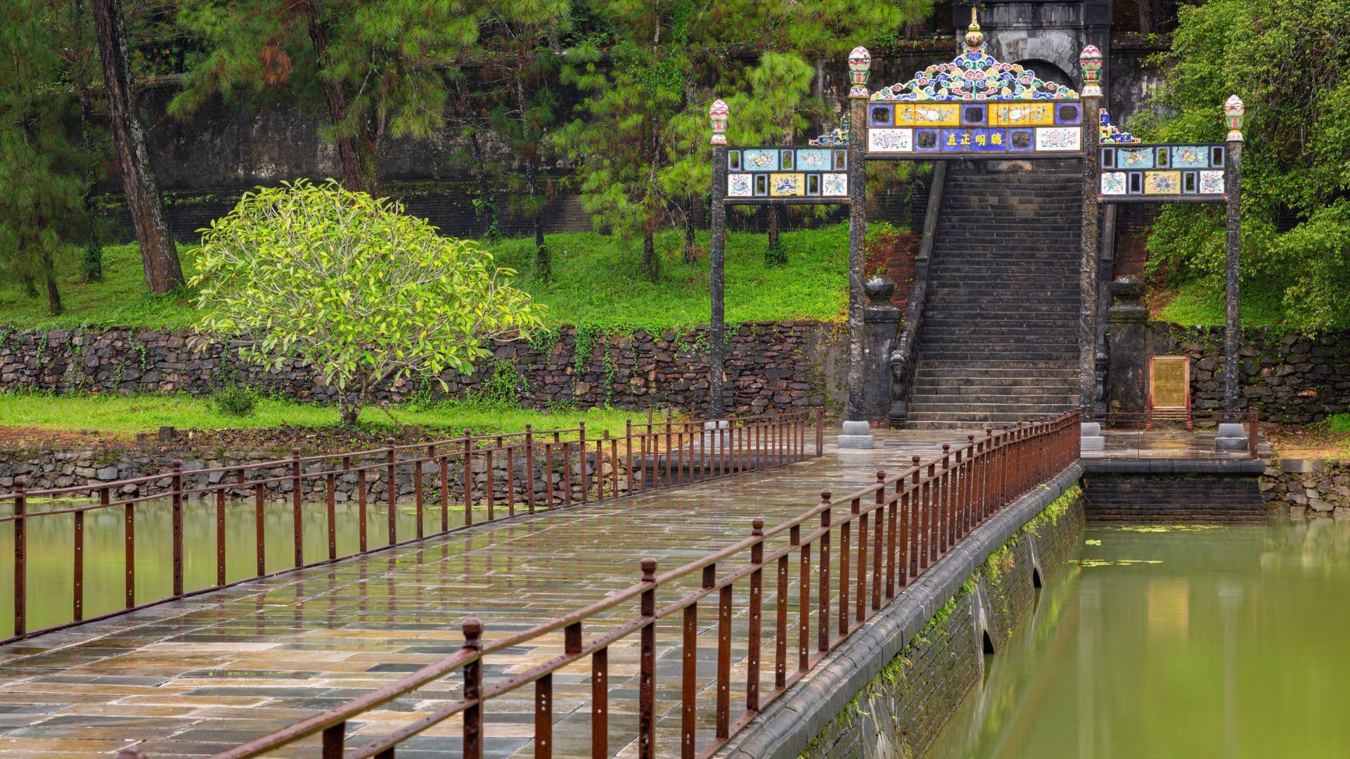 Dive into the respectful charm of Hue Travel