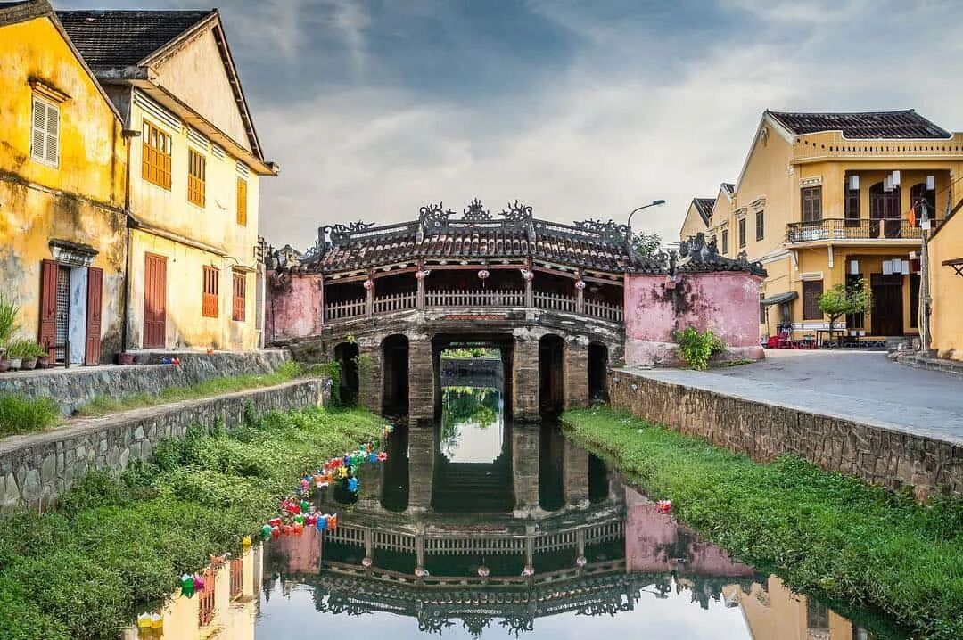 Japanese Covered Bridge Hoi An
