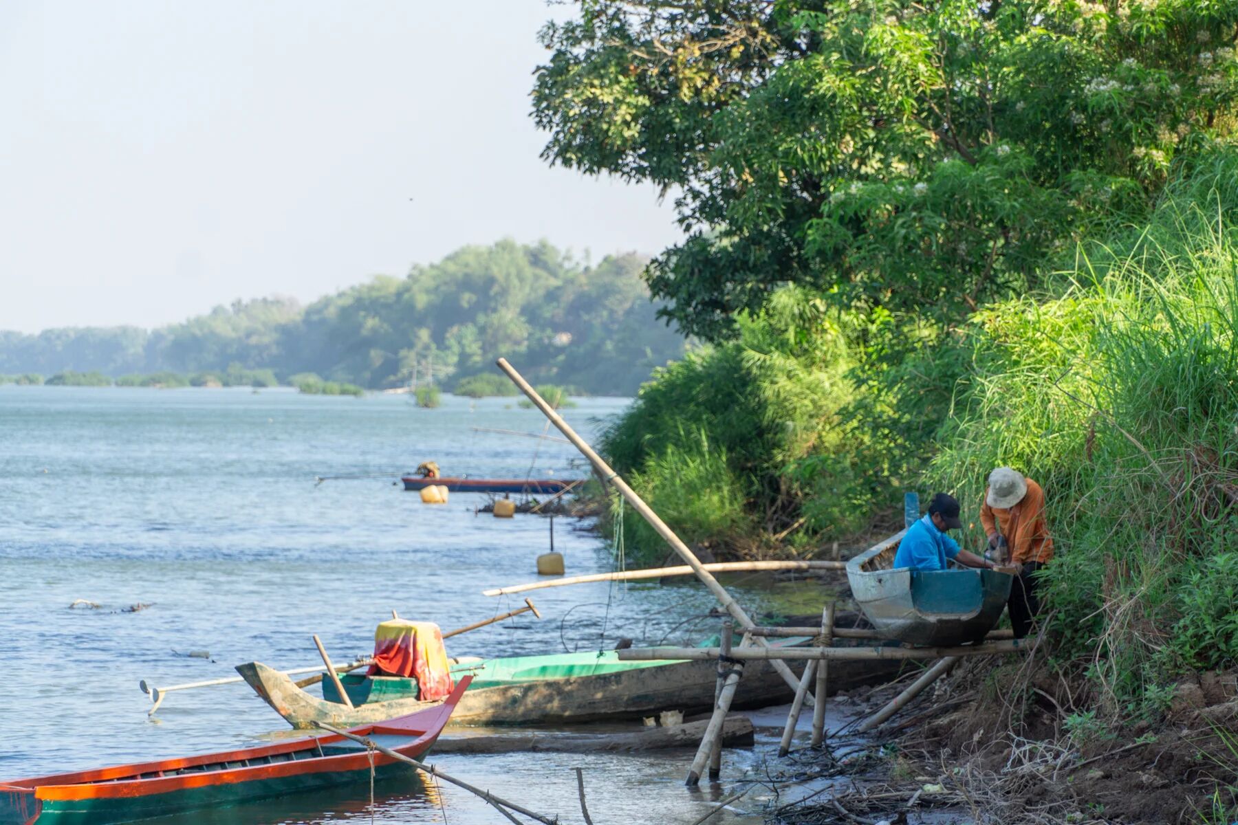 Capture the authentic charm of Kratie’s rural scene