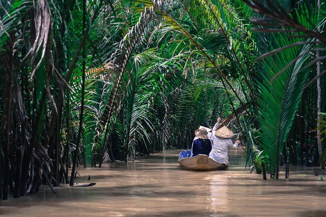 Capture the lush beauty of Mekong’s river landscapes