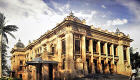 Hanoi Urban Essence Full Day Private Tour with Airport Pickup