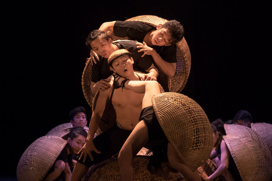 Saigon A O Show 1