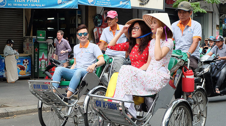 Saigon Cyclo Xich Lo 5
