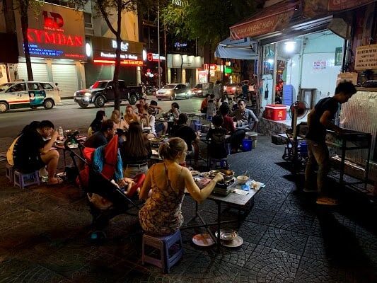 Saigon Food Bia Hoi Beer 3